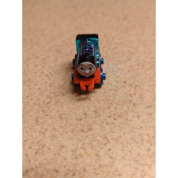 Thomas and Friends Minis Edward Train Tank Engine Metallic Metallic Version - Picture 2 of 6